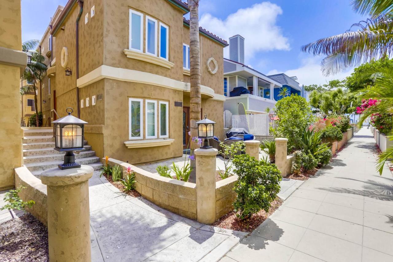 Stunning Ocean View W Rooftop Terrace, Firepit, Fast Wifi, Ac & Parking! Casa de férias San Diego
