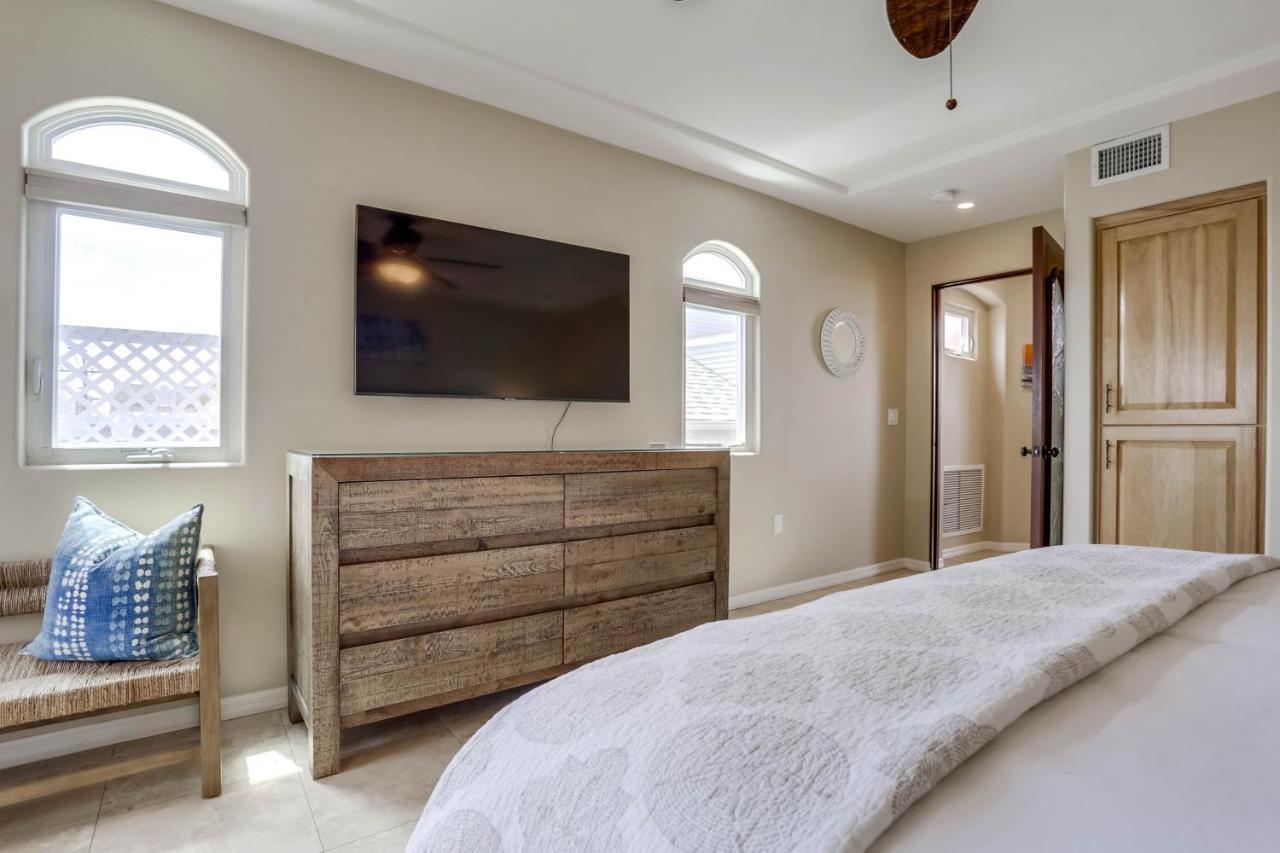 Casa de férias Stunning Ocean View W Rooftop Terrace, Firepit, Fast Wifi, Ac & Parking! San Diego